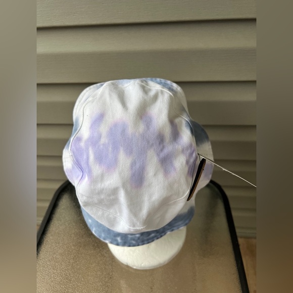 NWT- Adidas Bucket Hat In Blue And Purple Tie Dye OSFA - Picture 4 of 7